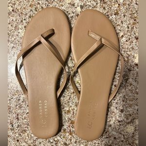 Women’s Tan Sandals Flop Flops - sz 7